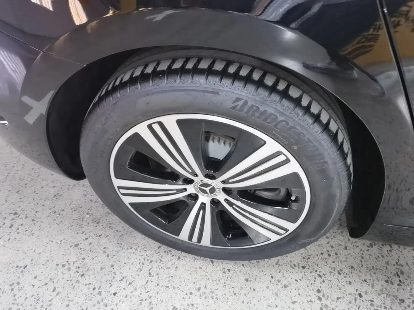 Mercedes-Benz EQE 2025 500 4MATIC Pioneer Edition — миниатюра 11