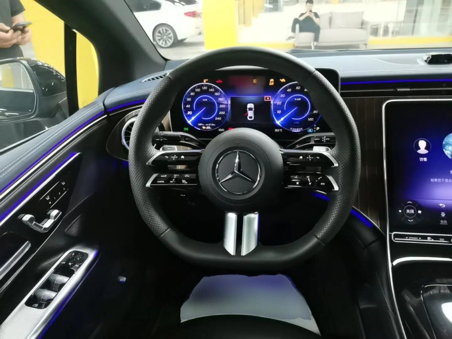 Mercedes-Benz EQE 2025 500 4MATIC Pioneer Edition — миниатюра 13