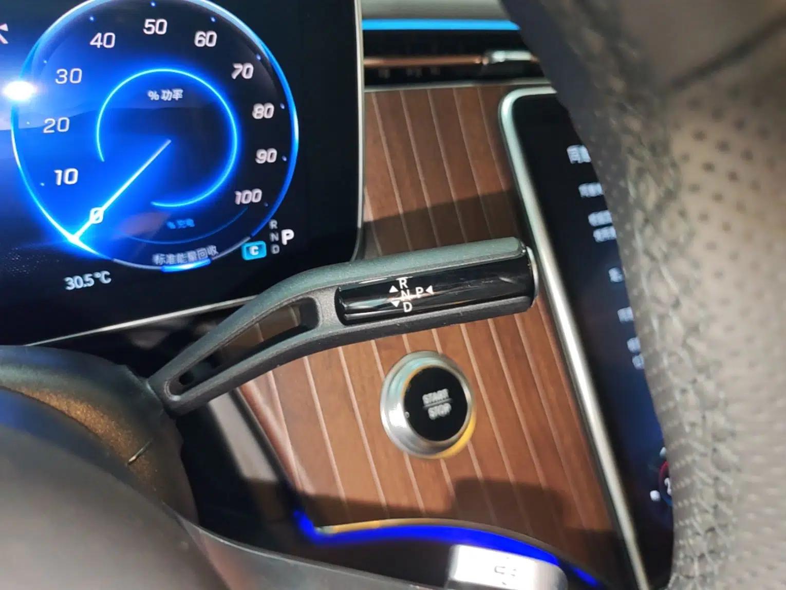 Mercedes-Benz EQE SUV 2024 500 4MATIC Luxury Edition — миниатюра 21