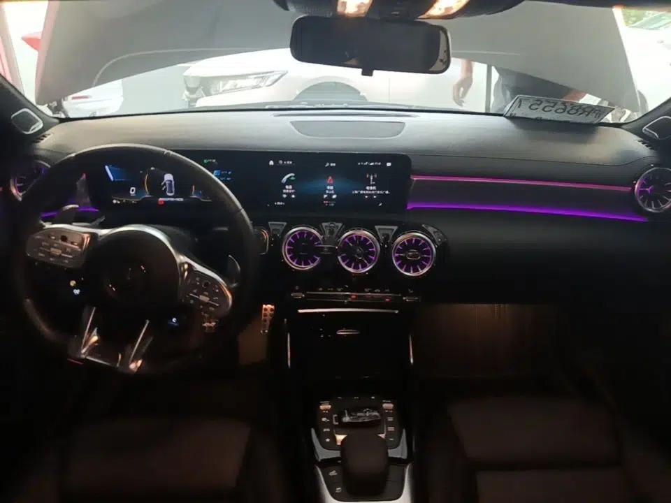 Mercedes-Benz A AMG 2022 AMG A 35 L 4MATIC — миниатюра 17
