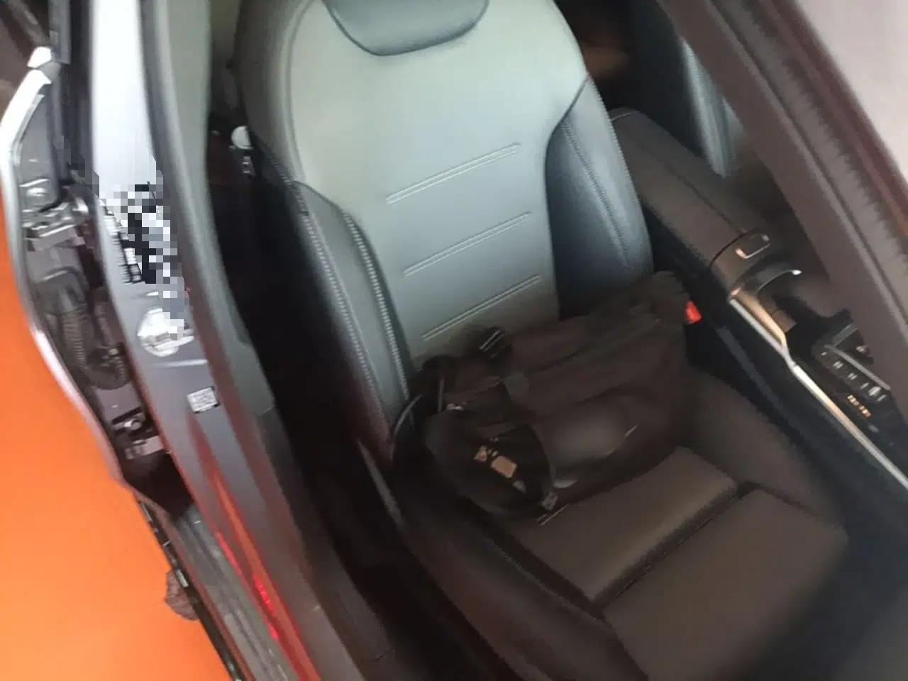 Mercedes-Benz A AMG 2022 AMG A 35 L 4MATIC — миниатюра 24