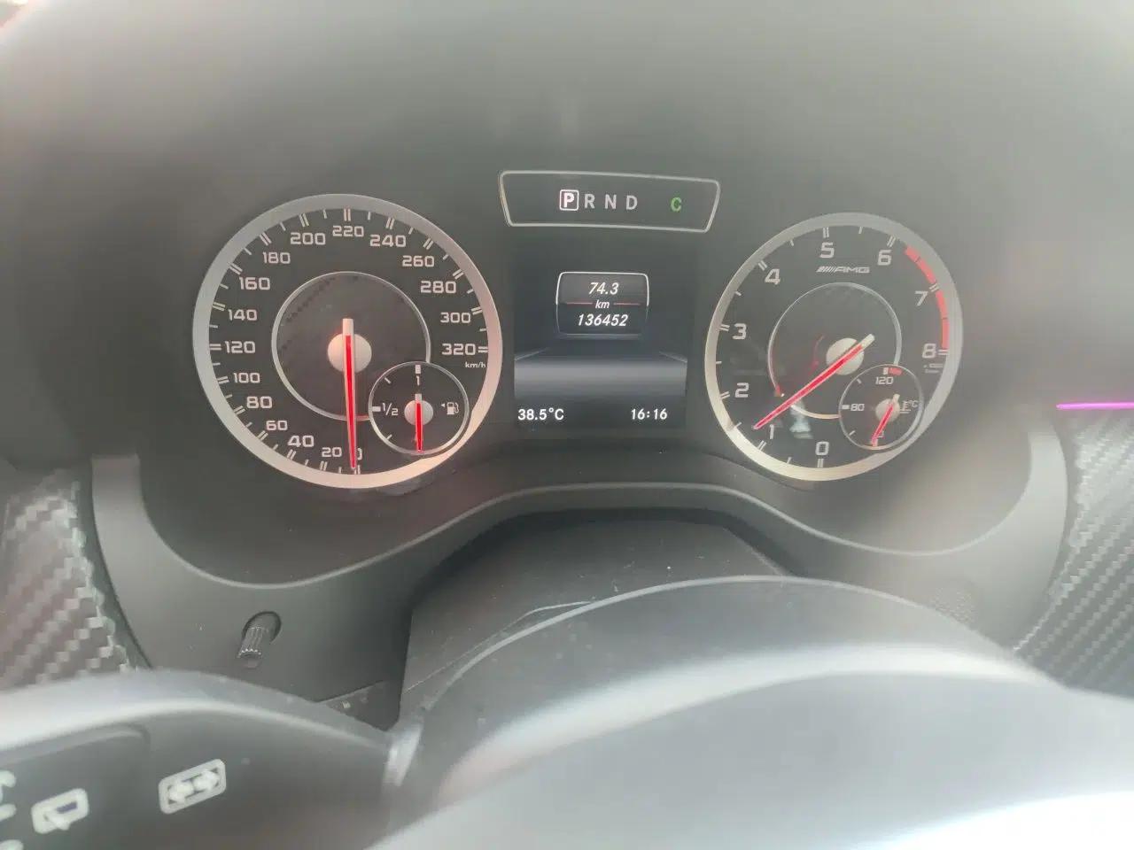 Mercedes-Benz A AMG 2014 AMG A 45 4MATIC — миниатюра 11