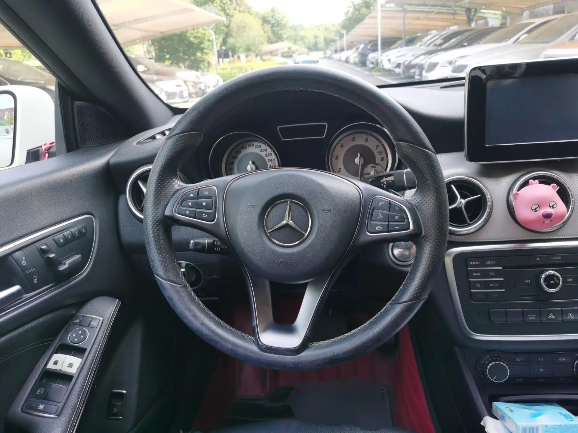 Mercedes-Benz CLA 2016 CLA 200 Style Edition — миниатюра 10