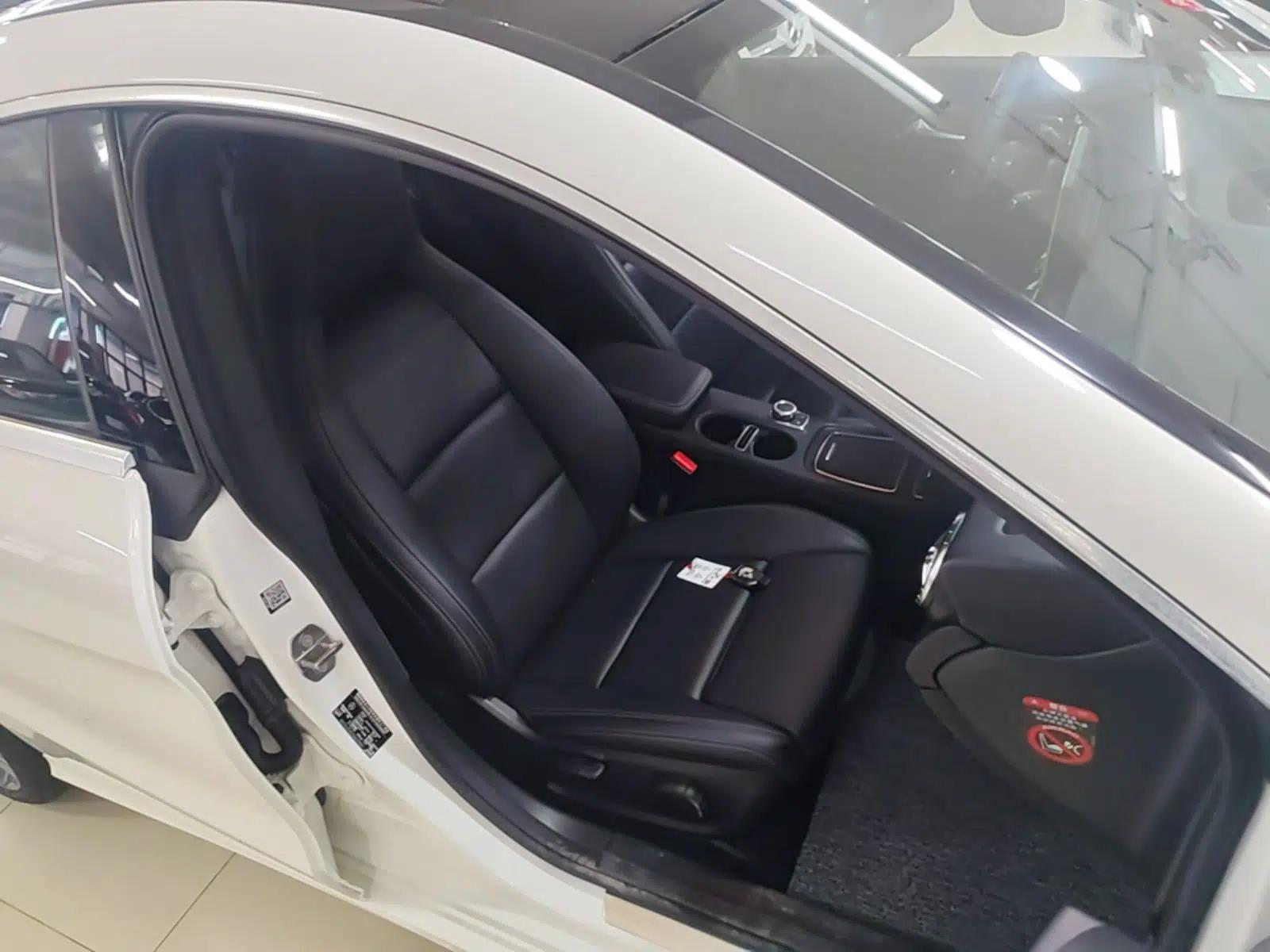 Mercedes-Benz CLA 2018 CLA 200 Sport Edition — миниатюра 19