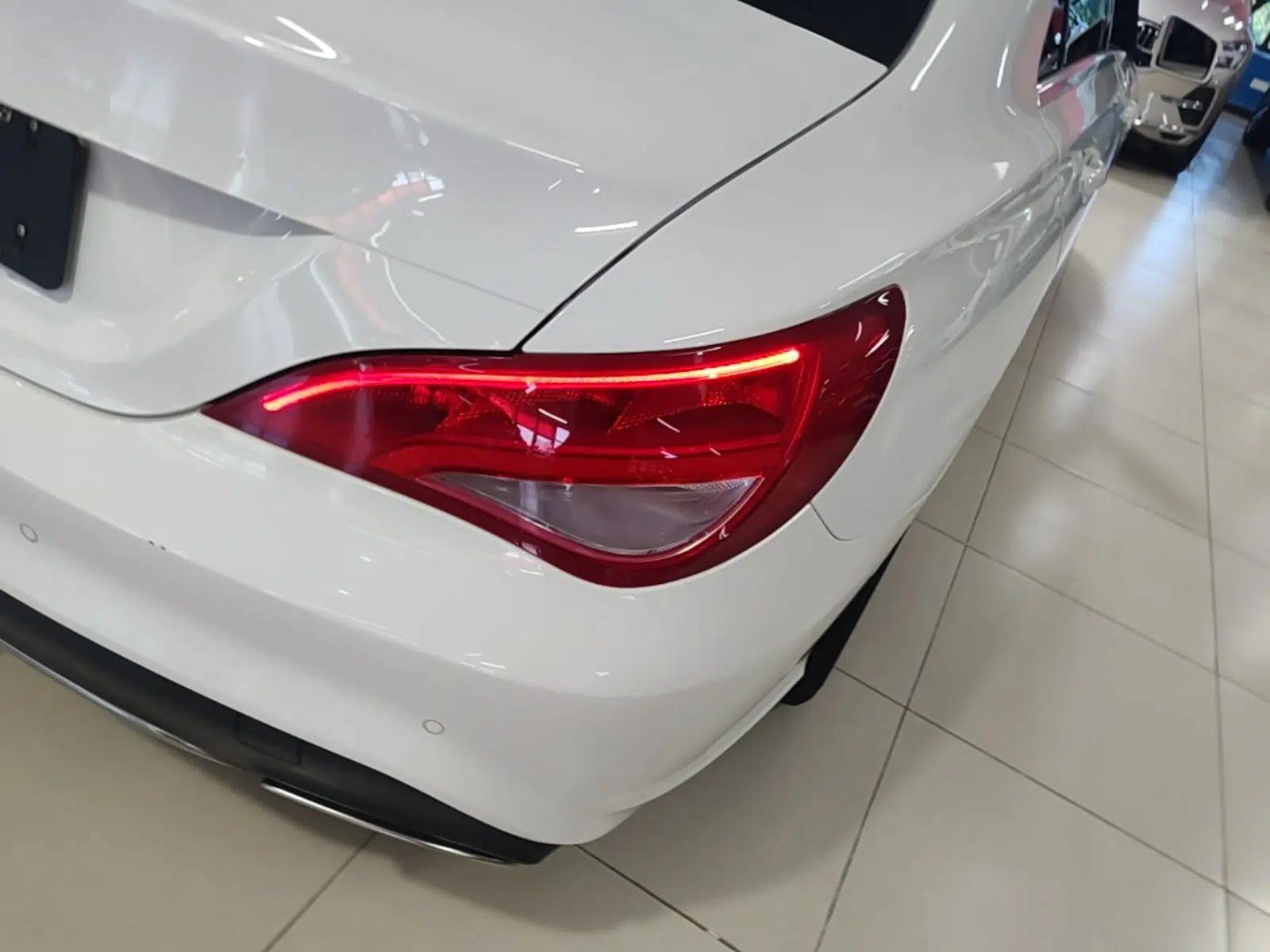 Mercedes-Benz CLA 2018 CLA 200 Sport Edition — миниатюра 9