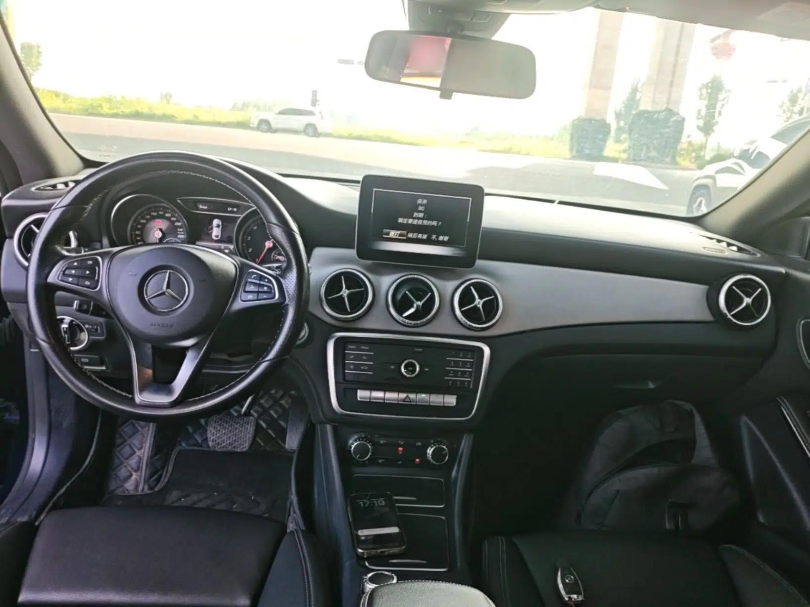 Mercedes-Benz CLA 2018 CLA 200 Sport Edition — миниатюра 12