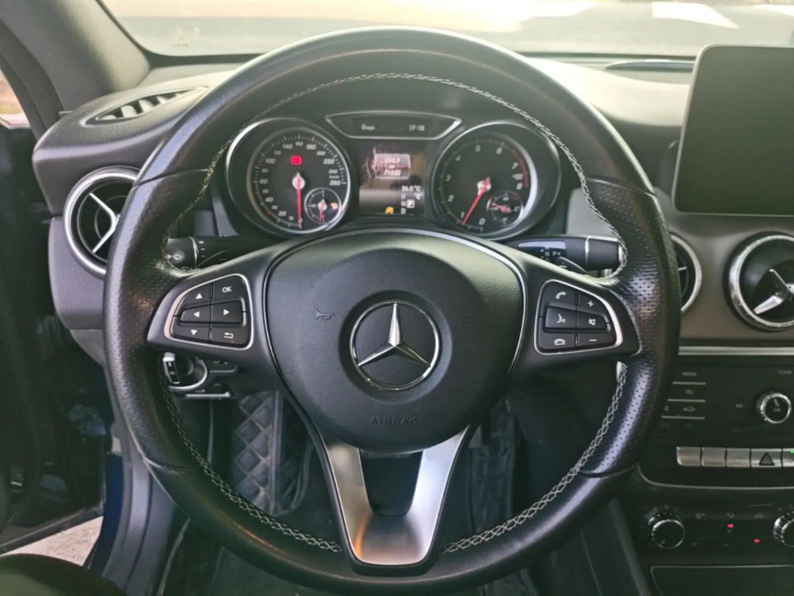 Mercedes-Benz CLA 2018 CLA 200 Sport Edition — миниатюра 13