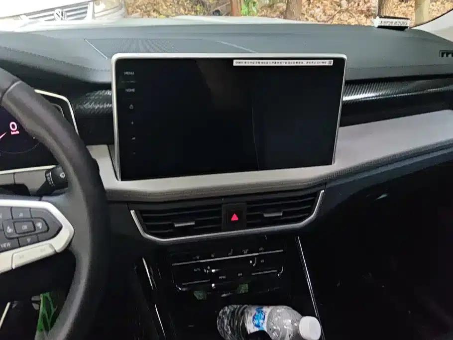 Tayron 2026 Facelift 30 Million Unit Selection Edition 300TSI — миниатюра 13