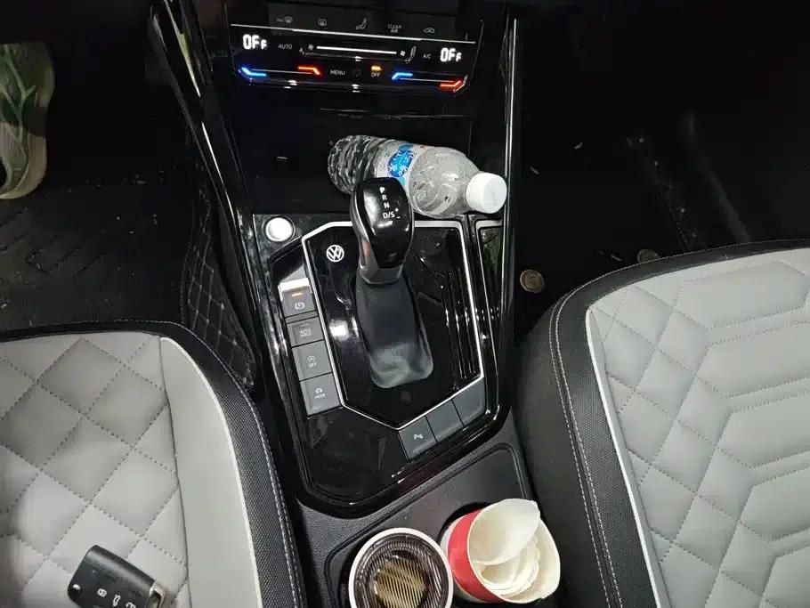 Tayron 2026 Facelift 30 Million Unit Selection Edition 300TSI — миниатюра 16