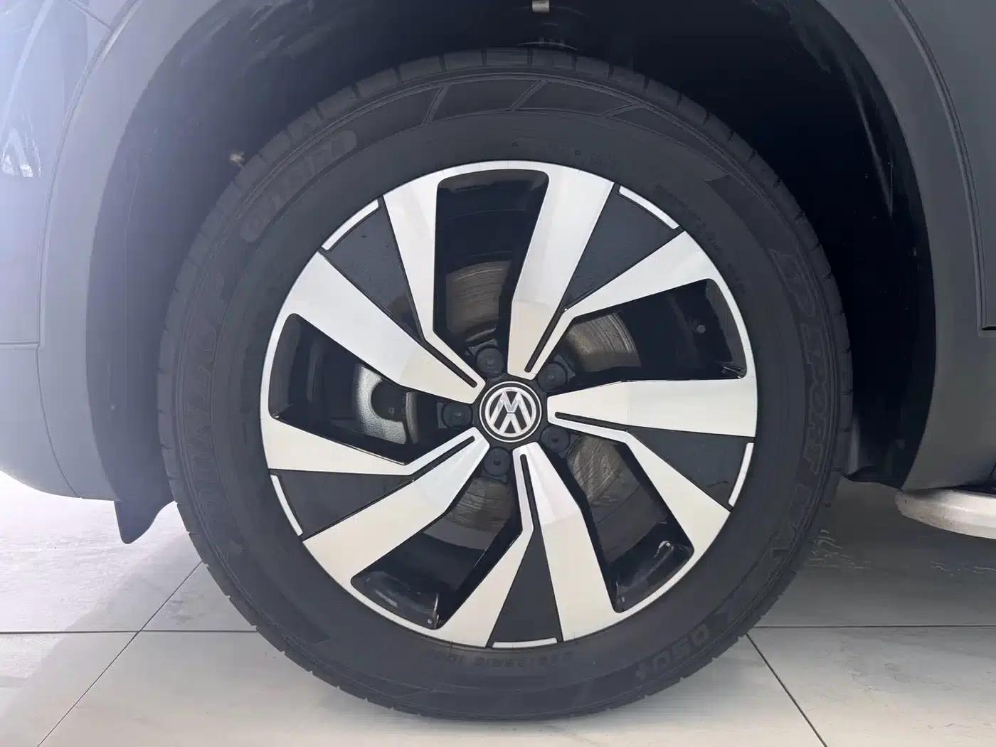 Tayron 2022 280TSI 2WD Luxury Intelligent Edition — миниатюра 18