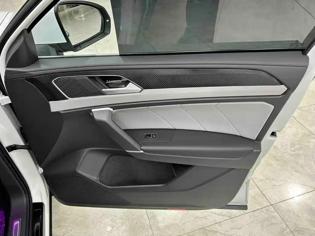 Tayron 2023 280TSI 2WD Luxury Plus Advanced Edition — миниатюра 12