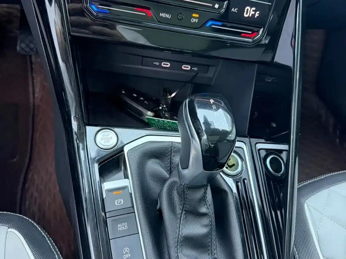 Tayron 2023 280TSI 2WD Luxury Plus Advanced Edition — миниатюра 11