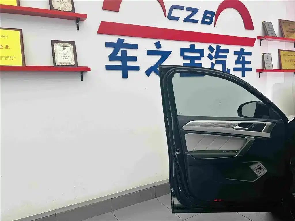 Tayron 2023 330TSI 2WD R-Line High-Performance Edition — миниатюра 21