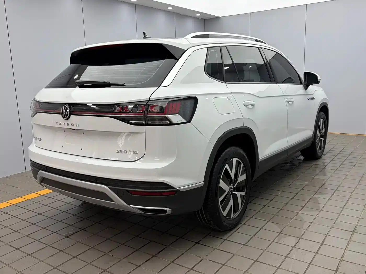 Tayron 2023 280TSI 2WD Luxury Plus Advanced Edition — миниатюра 6