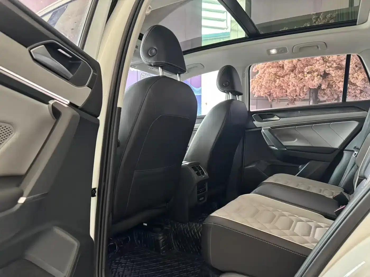 Tayron 2023 280TSI 2WD Luxury Plus Advanced Edition — миниатюра 12
