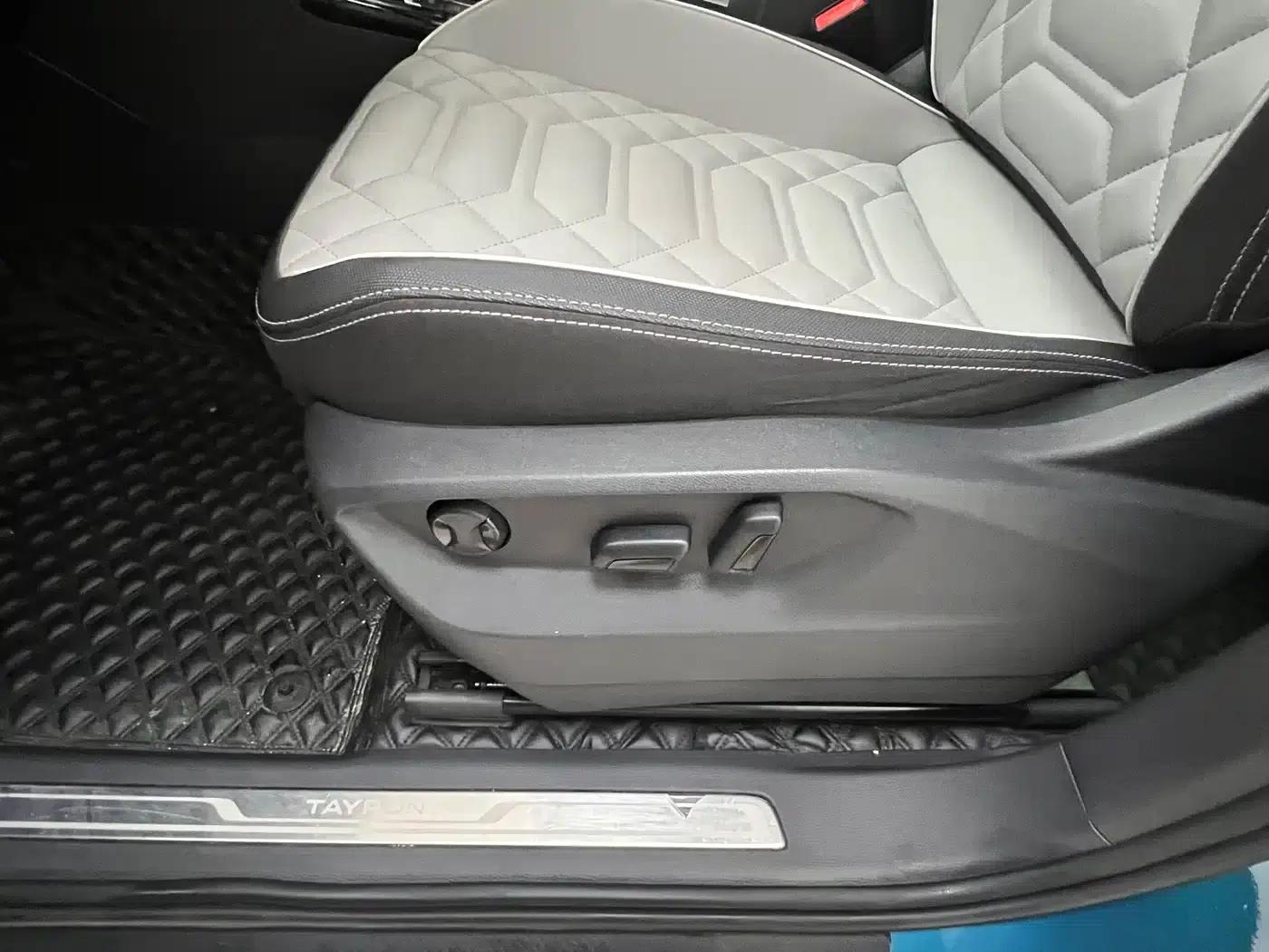 Tayron 2023 280TSI 2WD Luxury Plus Advanced Edition — миниатюра 9