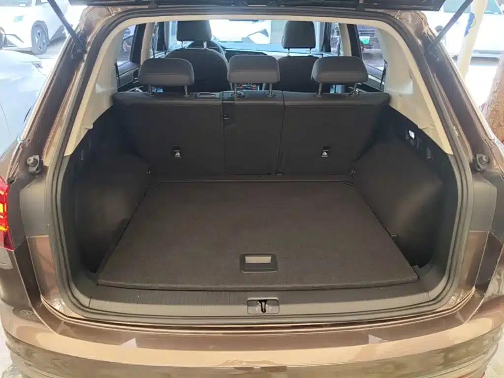 Tayron 2020 330TSI 2WD Luxury Intelligent Edition — миниатюра 19