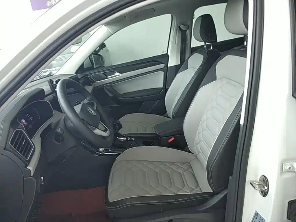 Tayron 2023 330TSI 2WD Luxury Plus Advanced Edition — миниатюра 15