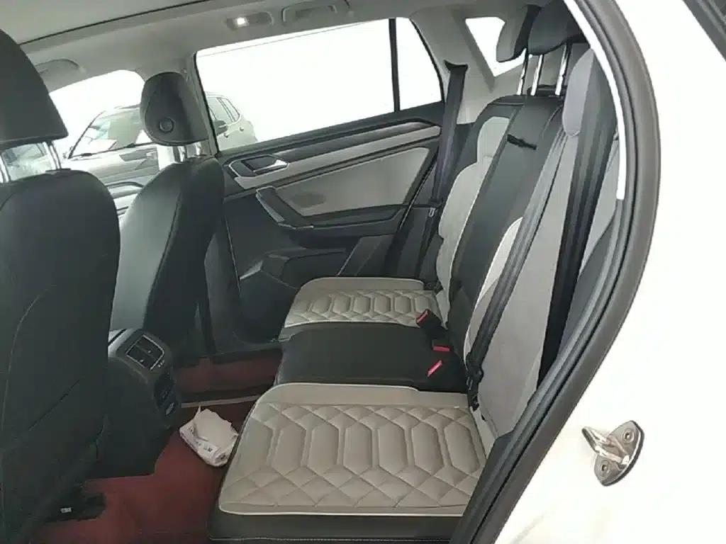 Tayron 2023 330TSI 2WD Luxury Plus Advanced Edition — миниатюра 17