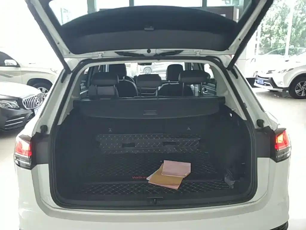 Tayron 2023 330TSI 2WD Luxury Plus Advanced Edition — миниатюра 19
