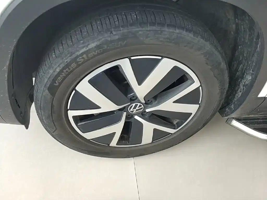 Tayron 2023 330TSI 2WD Luxury Plus Advanced Edition — миниатюра 23