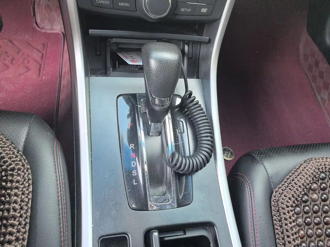 Honda Accord 2014 2.0L LX Comfort Edition — миниатюра 14