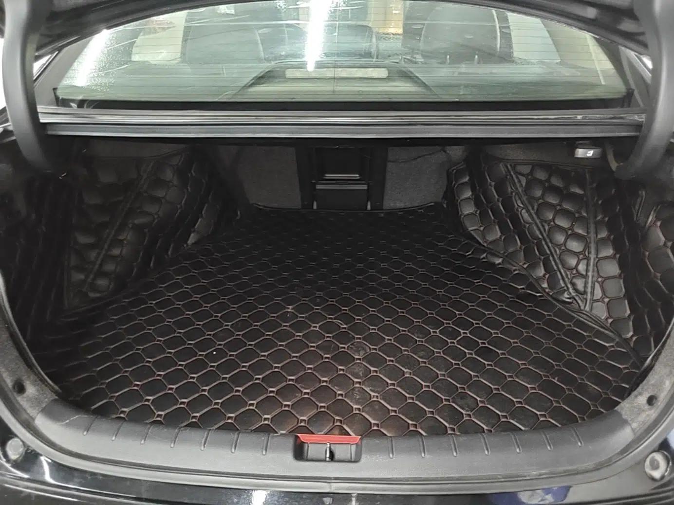 Honda Accord 2015 2.0L LX Comfort Edition — миниатюра 27