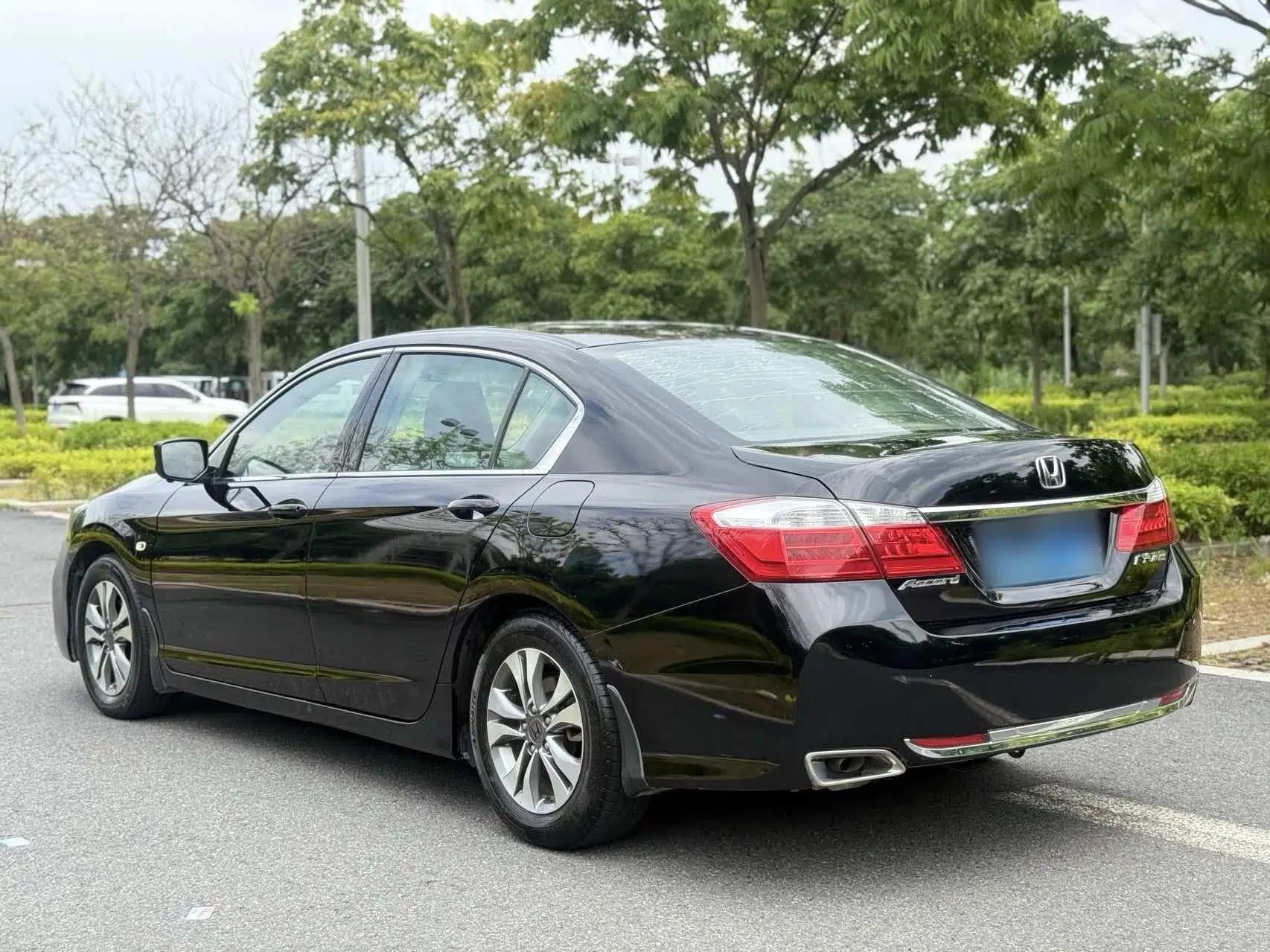 Honda Accord 2015 2.0L LX Comfort Edition — миниатюра 4