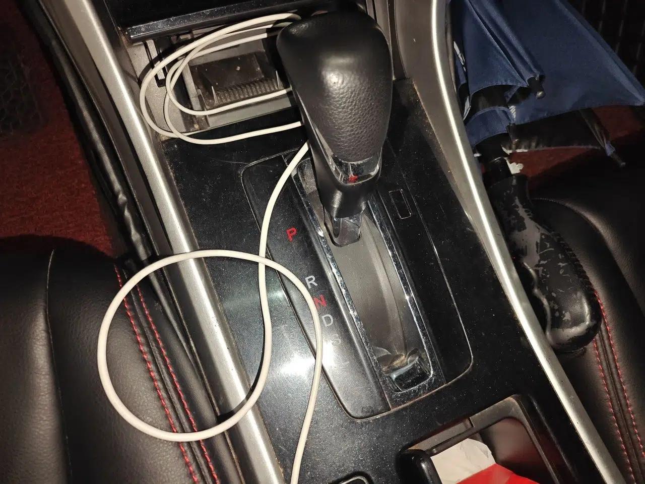 Honda Accord 2016 2.0L Comfort Edition — миниатюра 14