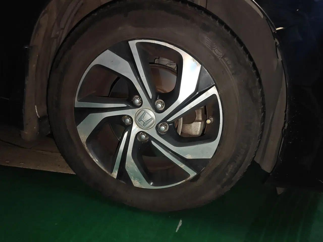Honda Accord 2016 2.0L Comfort Edition — миниатюра 8
