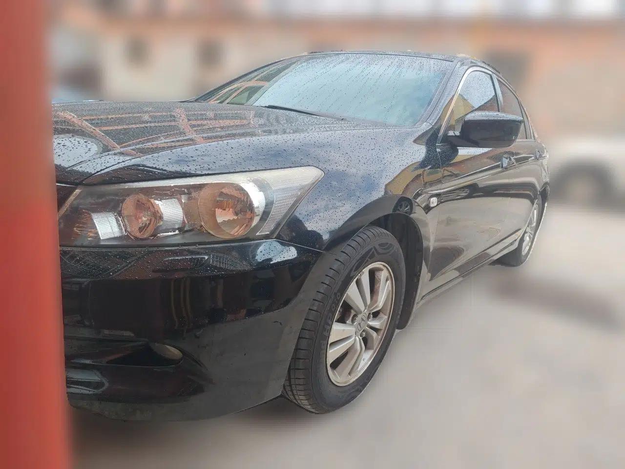 Honda Accord 2012 2.0L SE — миниатюра 1