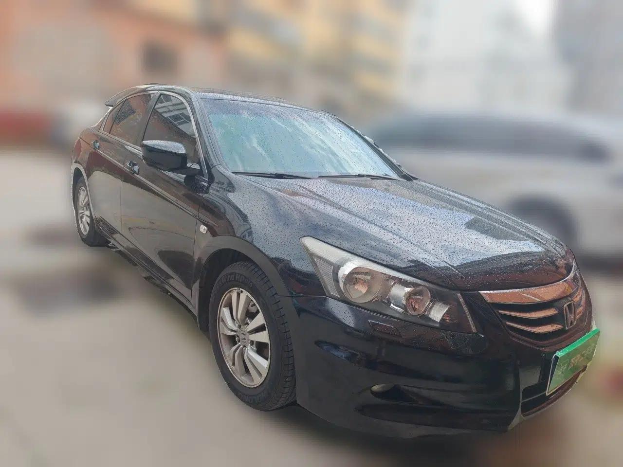 Honda Accord 2012 2.0L SE — миниатюра 3