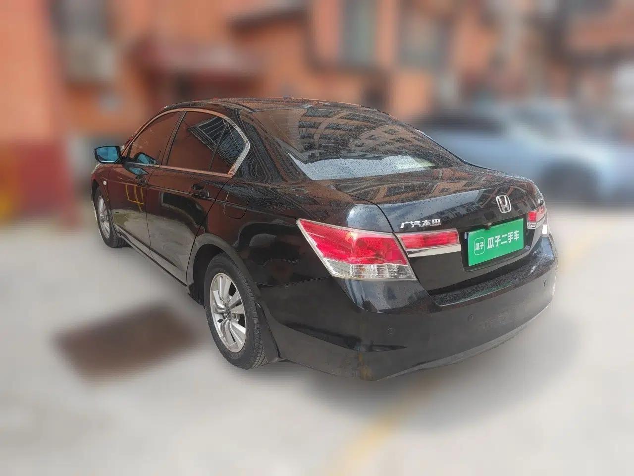 Honda Accord 2012 2.0L SE — миниатюра 4