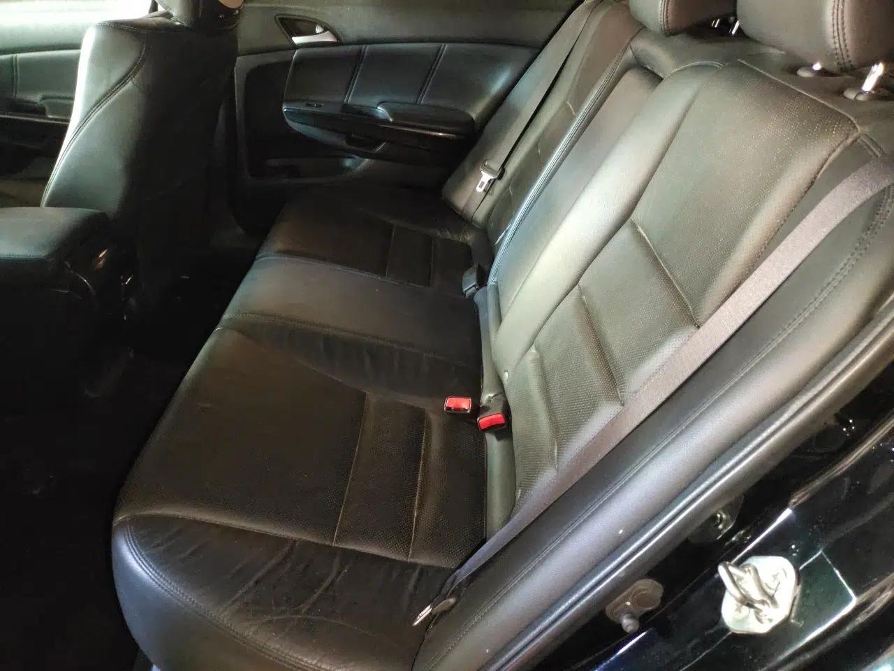 Honda Accord 2013 2.4L SE — миниатюра 17