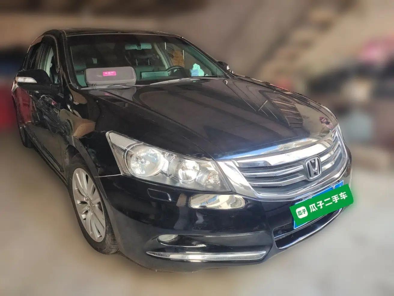 Honda Accord 2013 2.4L SE — миниатюра 3
