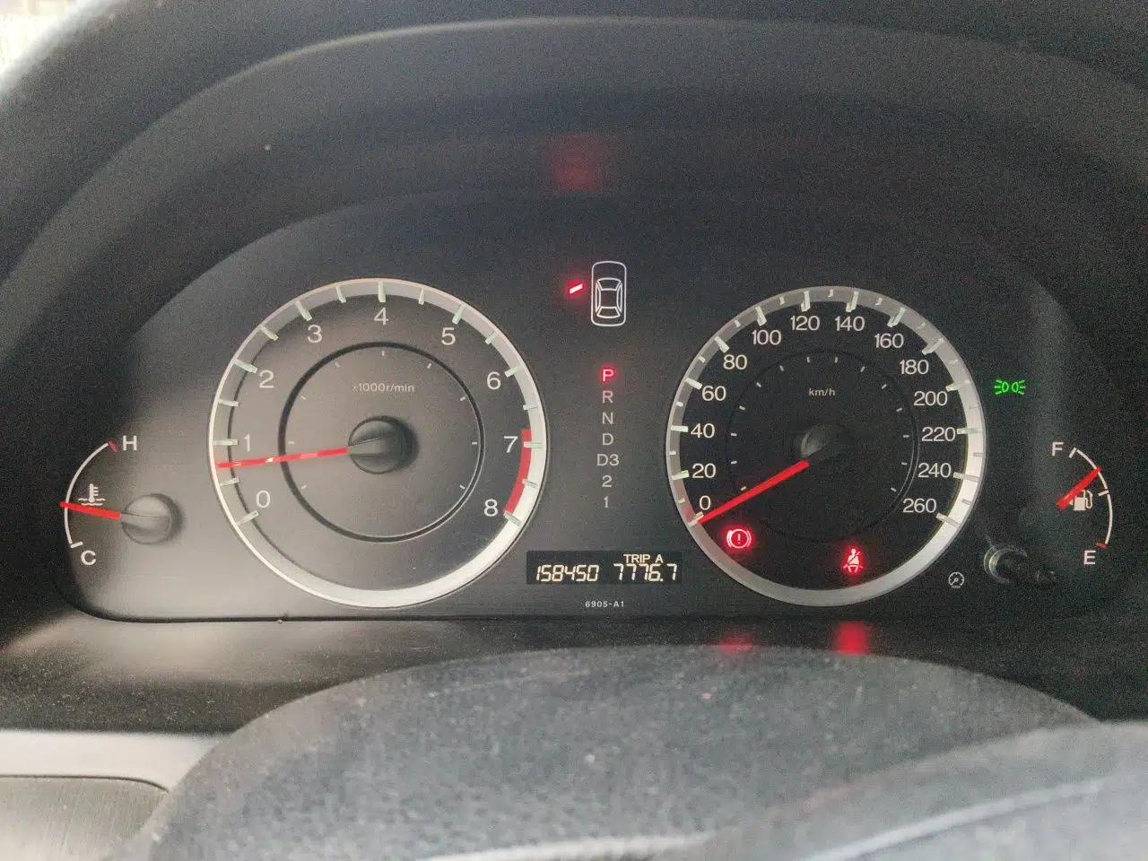 Honda Accord 2012 2.0L SE — миниатюра 11