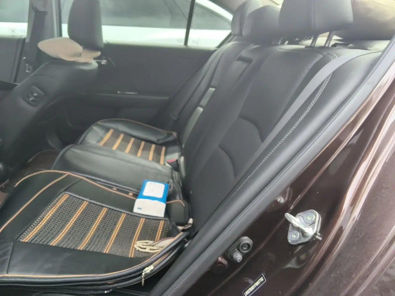 Honda Accord 2015 2.4L EX Luxury Edition — миниатюра 17
