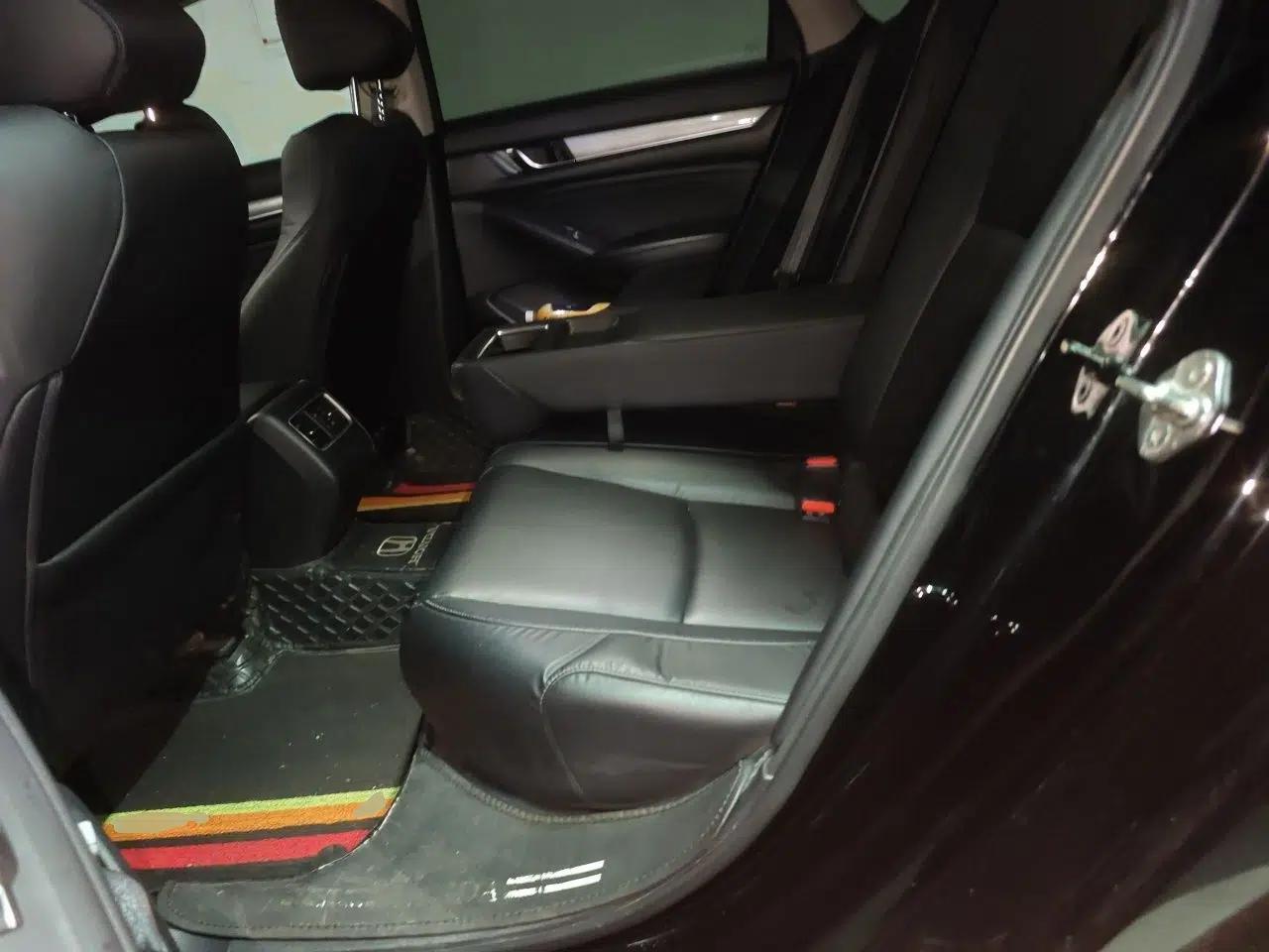 Honda Accord 2018 260TURBO Elite Edition China VI — миниатюра 17