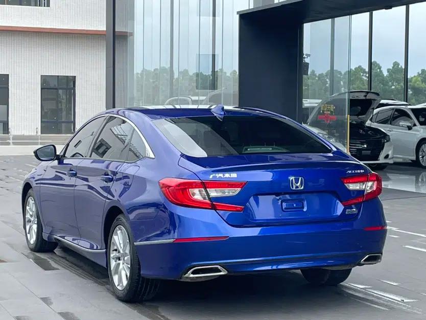 Honda Accord 2018 260TURBO Elite Edition China V — миниатюра 4