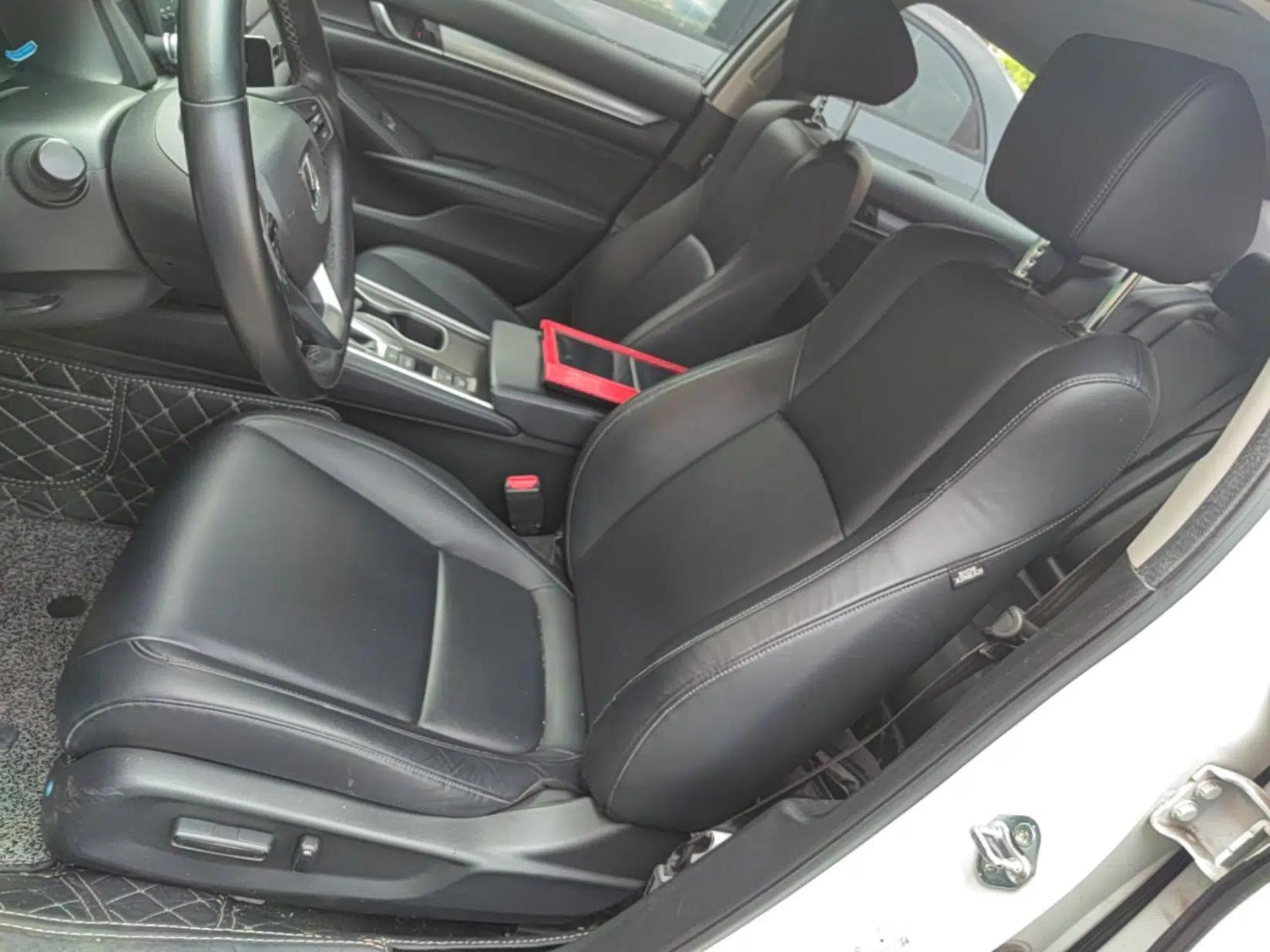 Honda Accord 2018 260TURBO Elite Edition China V — миниатюра 17