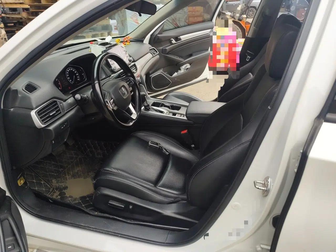 Honda Accord 2018 260TURBO Elite Edition China V — миниатюра 15