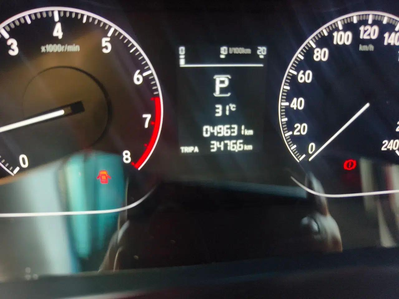 Honda Accord 2018 260TURBO Elite Edition China V — миниатюра 12