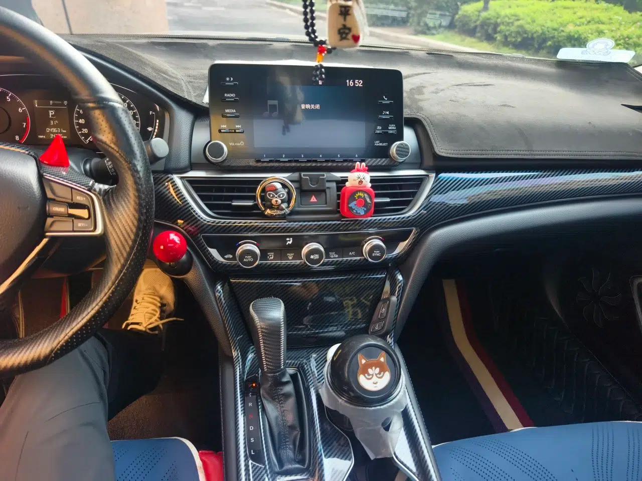 Honda Accord 2018 260TURBO Elite Edition China V — миниатюра 13