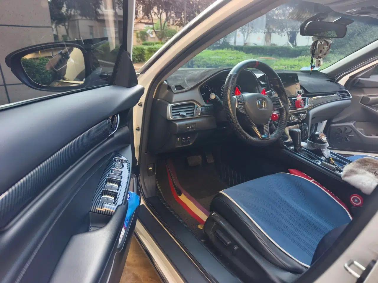 Honda Accord 2018 260TURBO Elite Edition China V — миниатюра 16