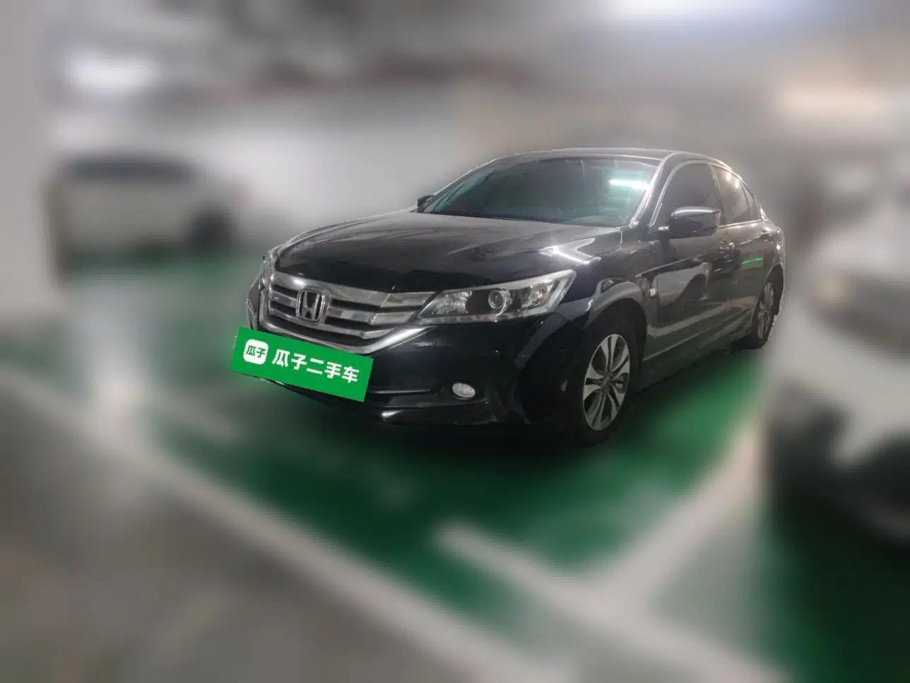 Honda Accord 2015 2.0L LX Comfort Edition — миниатюра 1