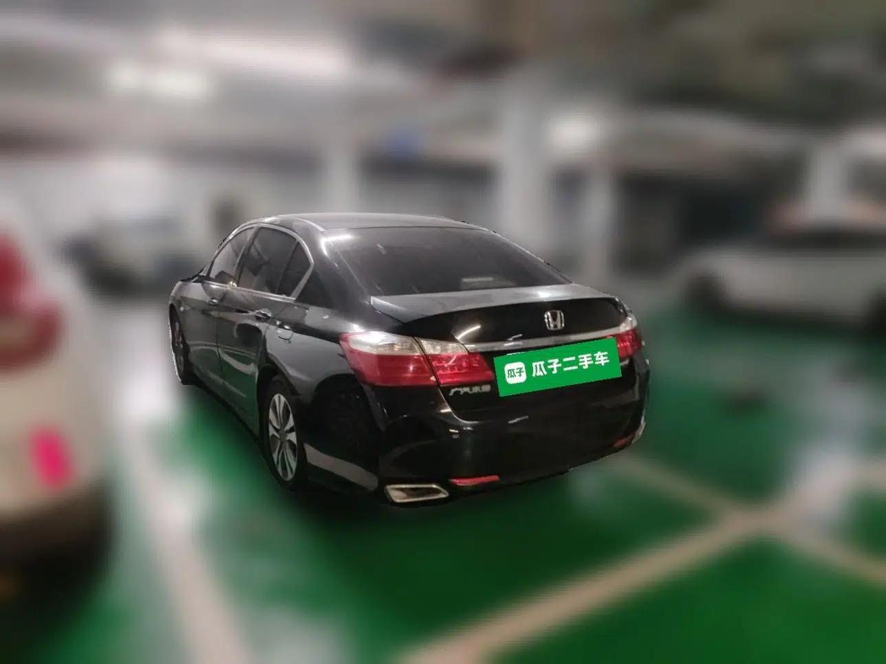 Honda Accord 2015 2.0L LX Comfort Edition — миниатюра 4