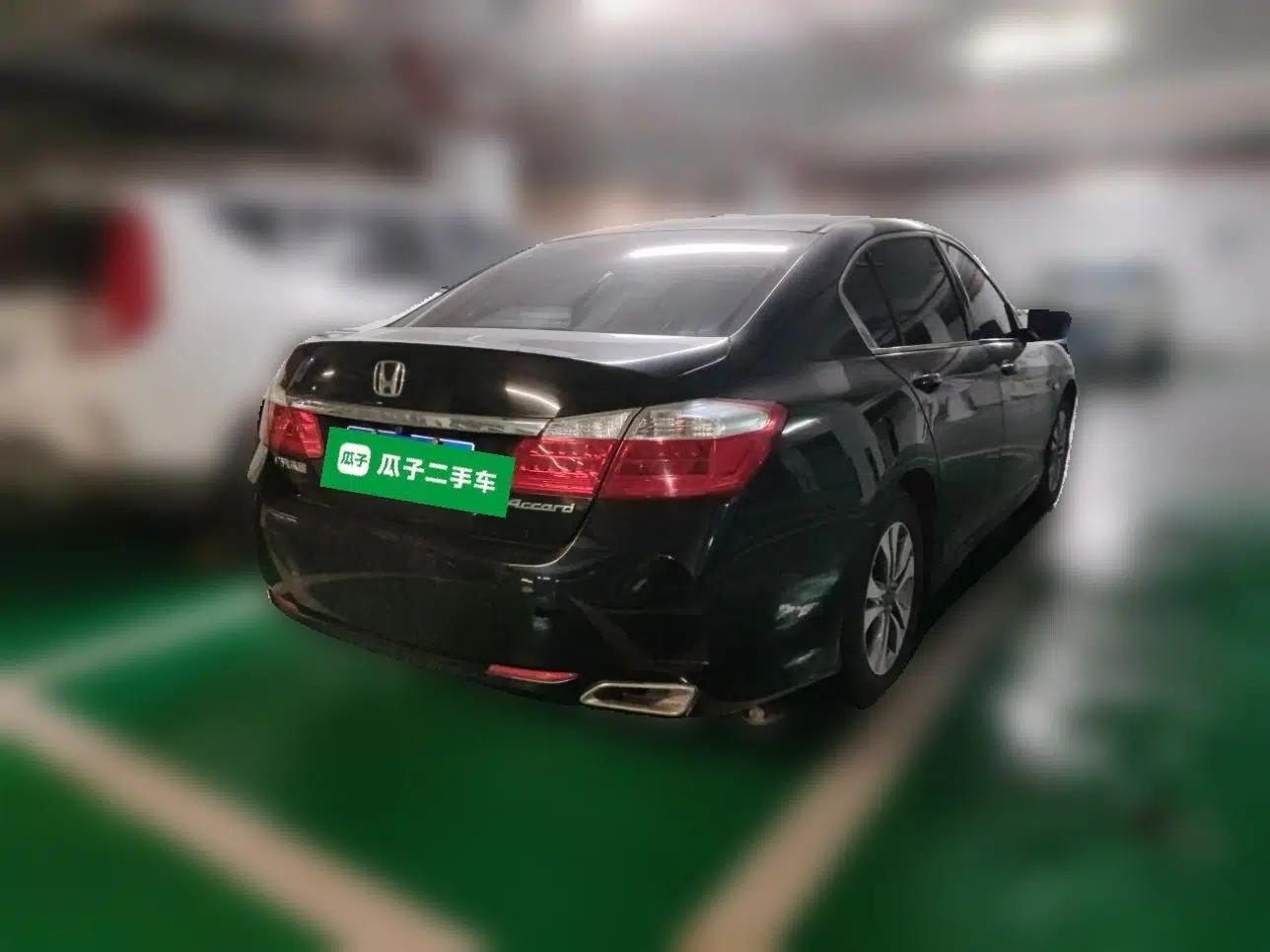 Honda Accord 2015 2.0L LX Comfort Edition — миниатюра 6