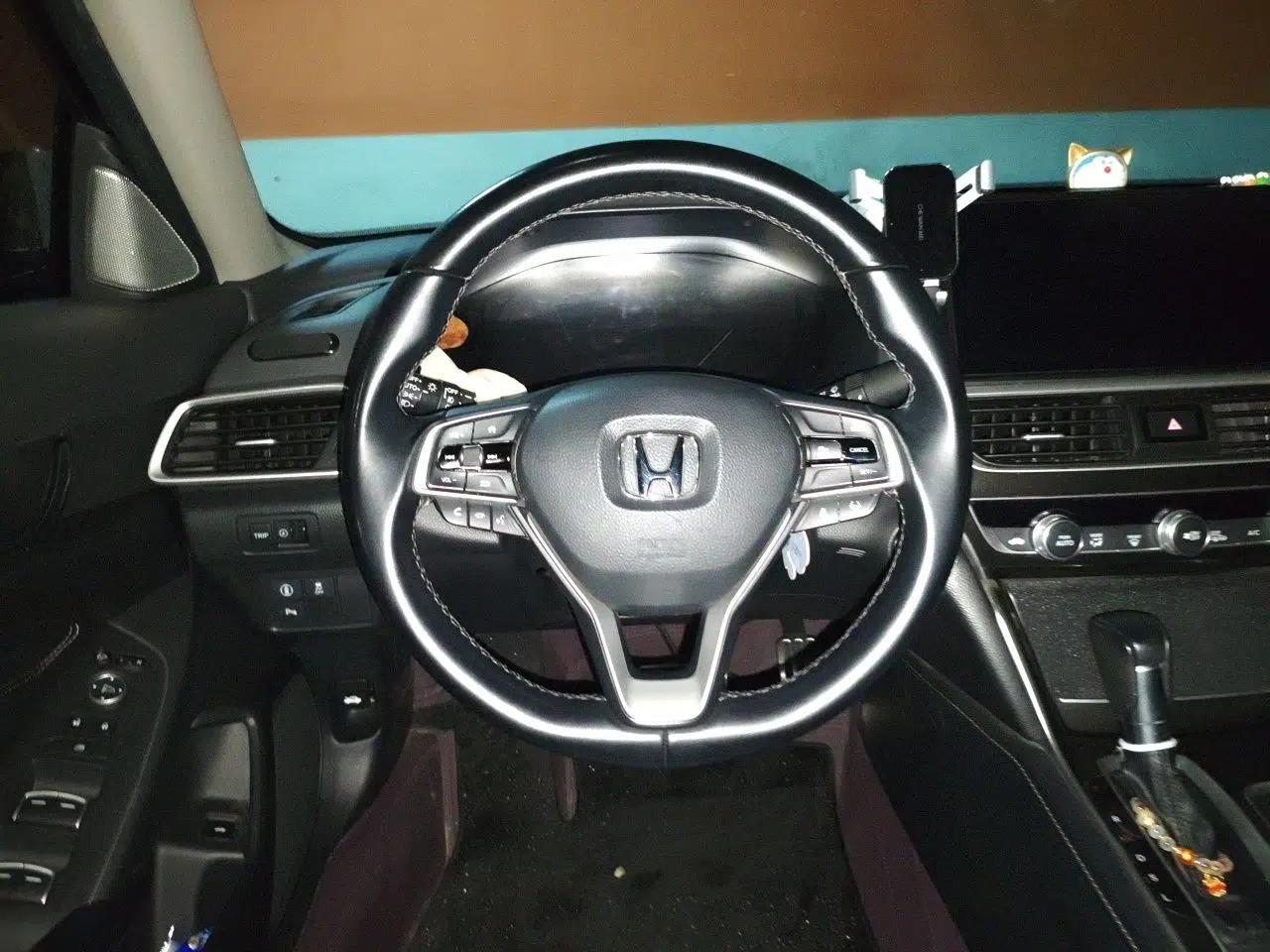 Honda Accord 2022 260TURBO Phantom Night · Prestige Edition — миниатюра 10