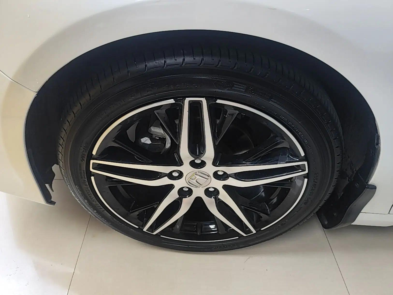Honda Accord 2022 260TURBO Phantom Night · Prestige Edition — миниатюра 10