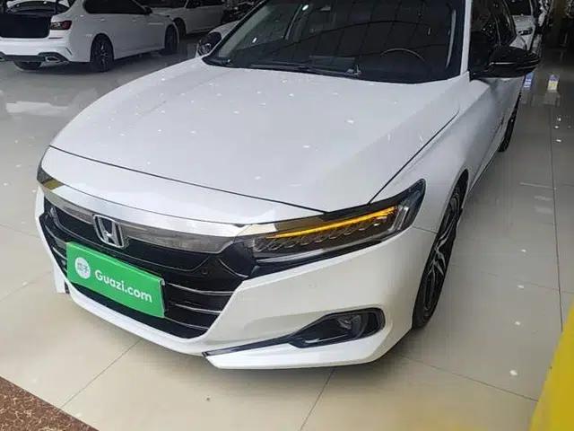 Honda Accord 2022 260TURBO Phantom Night · Prestige Edition